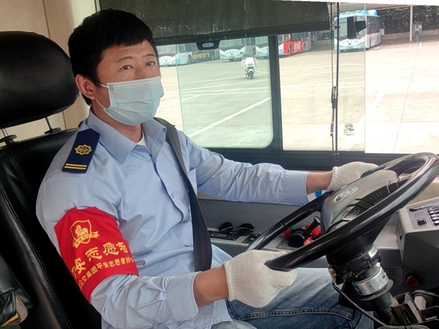 万进.jpg 万进.jpg